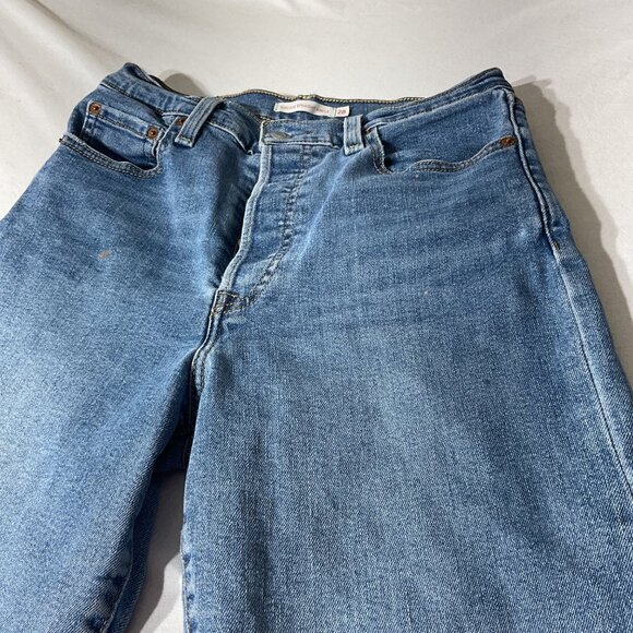 Levis 501 Original Fit Button-Fly Jeans Womens 28x30 Mid-Rise Straight Leg Light - Picture 5 of 14